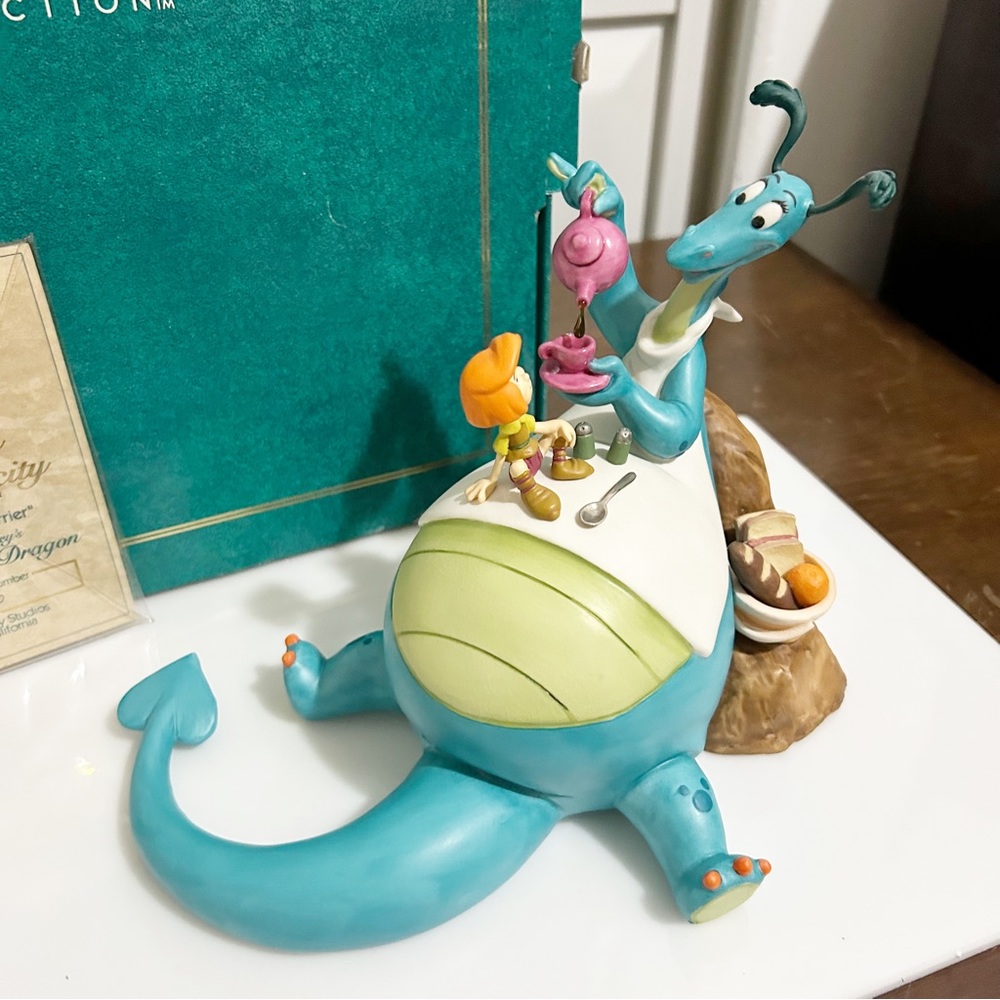 WDCC Reluctant Dragon The More The Merrier Figurine In Box & COA Disney Classics - Picture 2 of 7